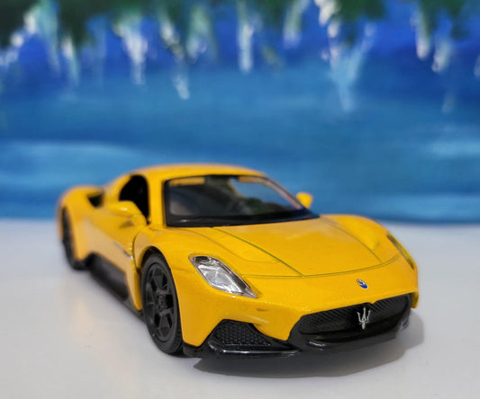 Licensed Maserati MC20 Yellow, 1/36 scale diecast car, car model metal, Diecast collection, Maserati, Model metal car Brand New Gift Boxed