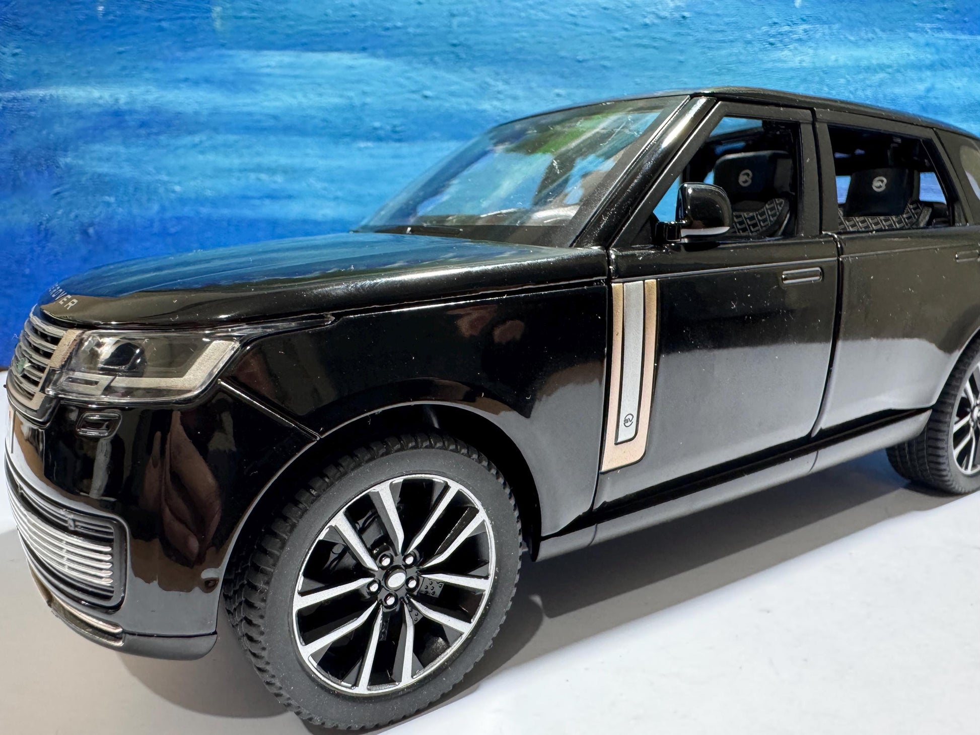 Personalized/custom name plate Range Rover SV 2022 1:24 Model - Light & Sound, Personalized Plate Gift for Dad, Boy, Car Lover - Gift Boxed