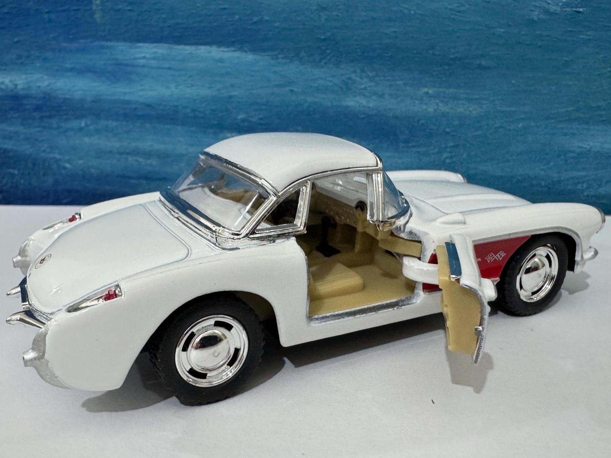 1957 Chevrolet Corvette Diecast Model Car 1:34 – Vintage 50s Metal Car Model Collectible Gift for Him Dad Grandad Man Cave Decor Gift Sleeve