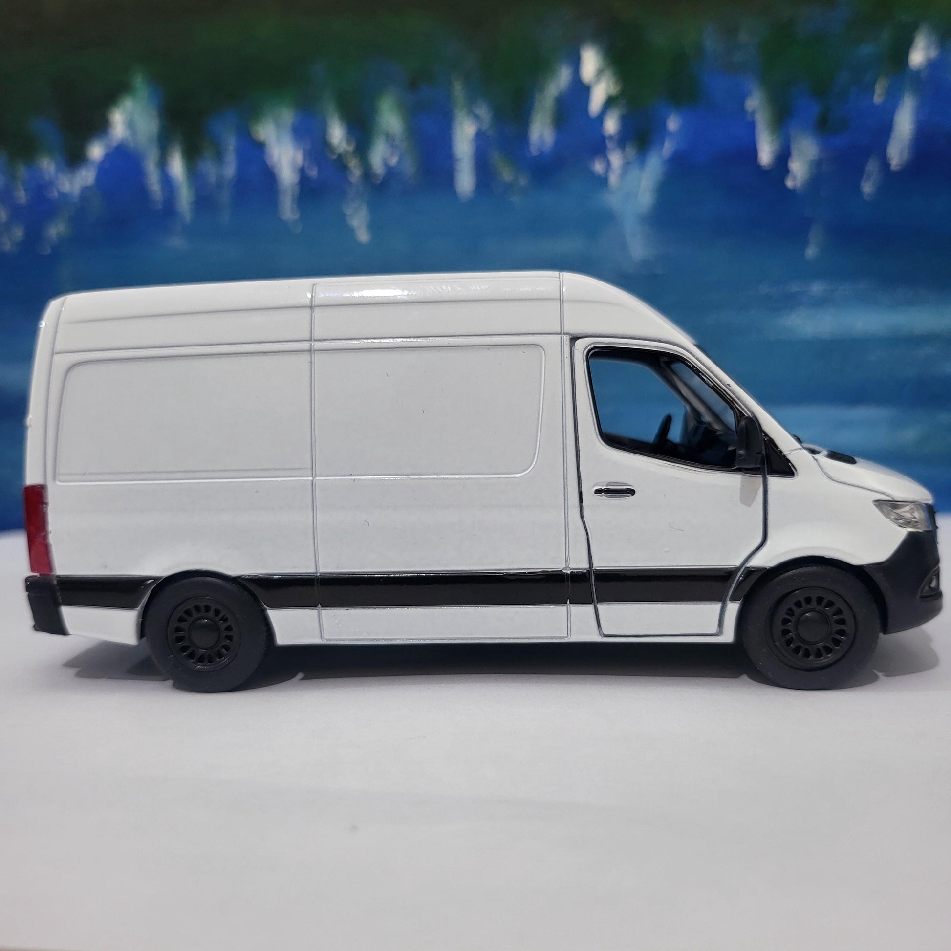 PERSONALISED PLATES sprinter Van Mercedes Model boy girl dad mom uncle grandad brother sister birthday Christmas gift present New Sleeves