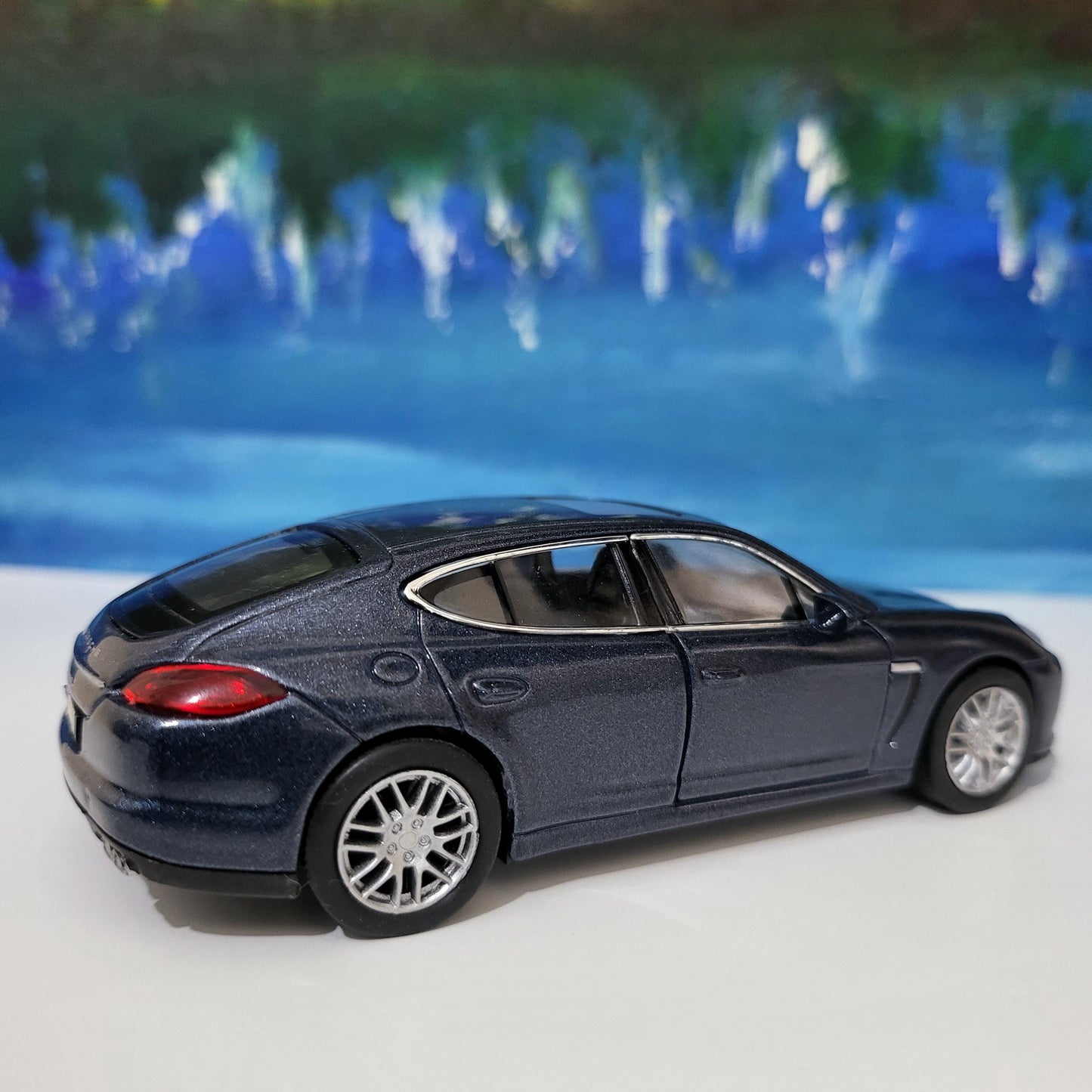 PERSONALISED Porsche Panamera S 1:34 Model - Custom Name Plates - New Boxed Gift for Dad, Boy, Uncle - Birthday Christmas Present die-cast