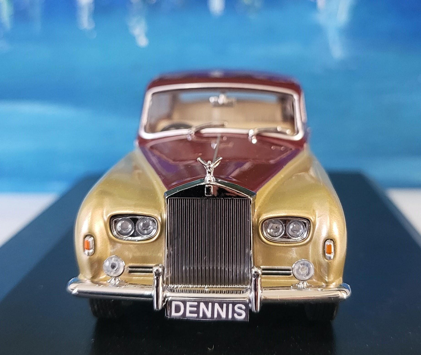 Rolls-Royce Phantom V Name Plate - James Young Burgundy/Oxford - Personalised Gift for Dad, Husband, Wife - Wedding Present (Gift Box)