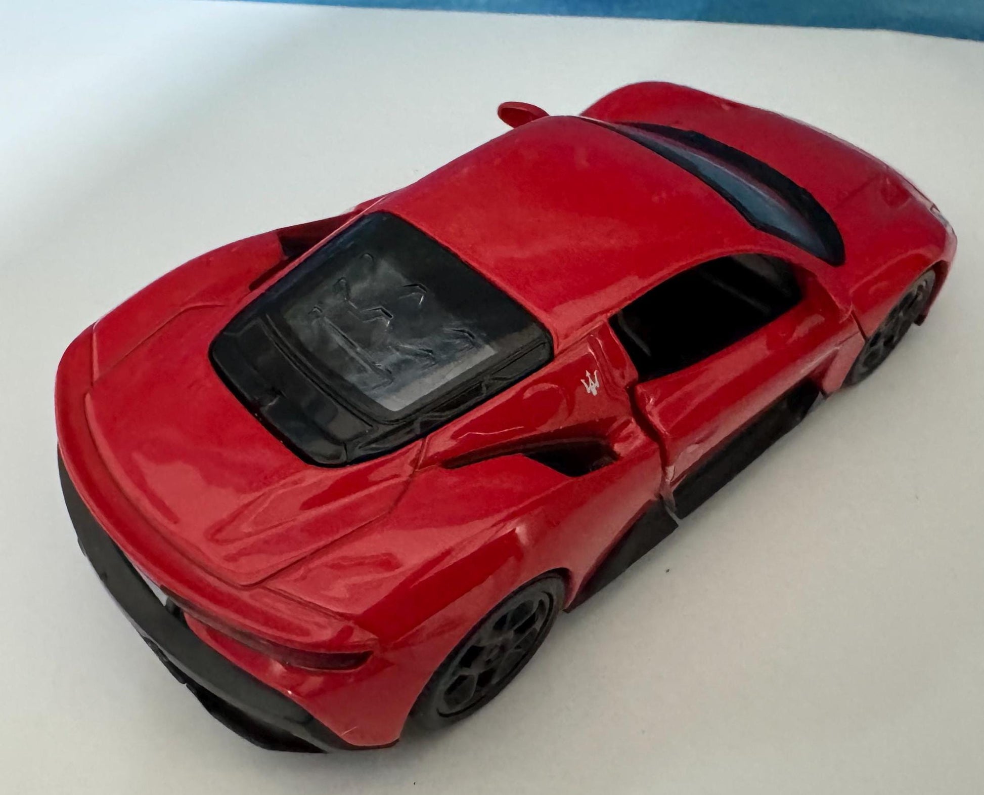 Personalise Maserati MC20 Red Licensed Scale Diecast Model Car – Metal Collectible – Gift Boxed, Supercar Replica for Adults & Collectors
