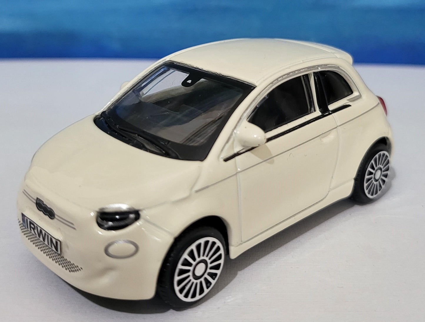 Personalised Plate FIAT 500e Toy Car - 1:43 Scale Model-Gift for Boy, Girl, Dad, Mom, Uncle, Ant, Grandad - Birthday, White - New Boxed