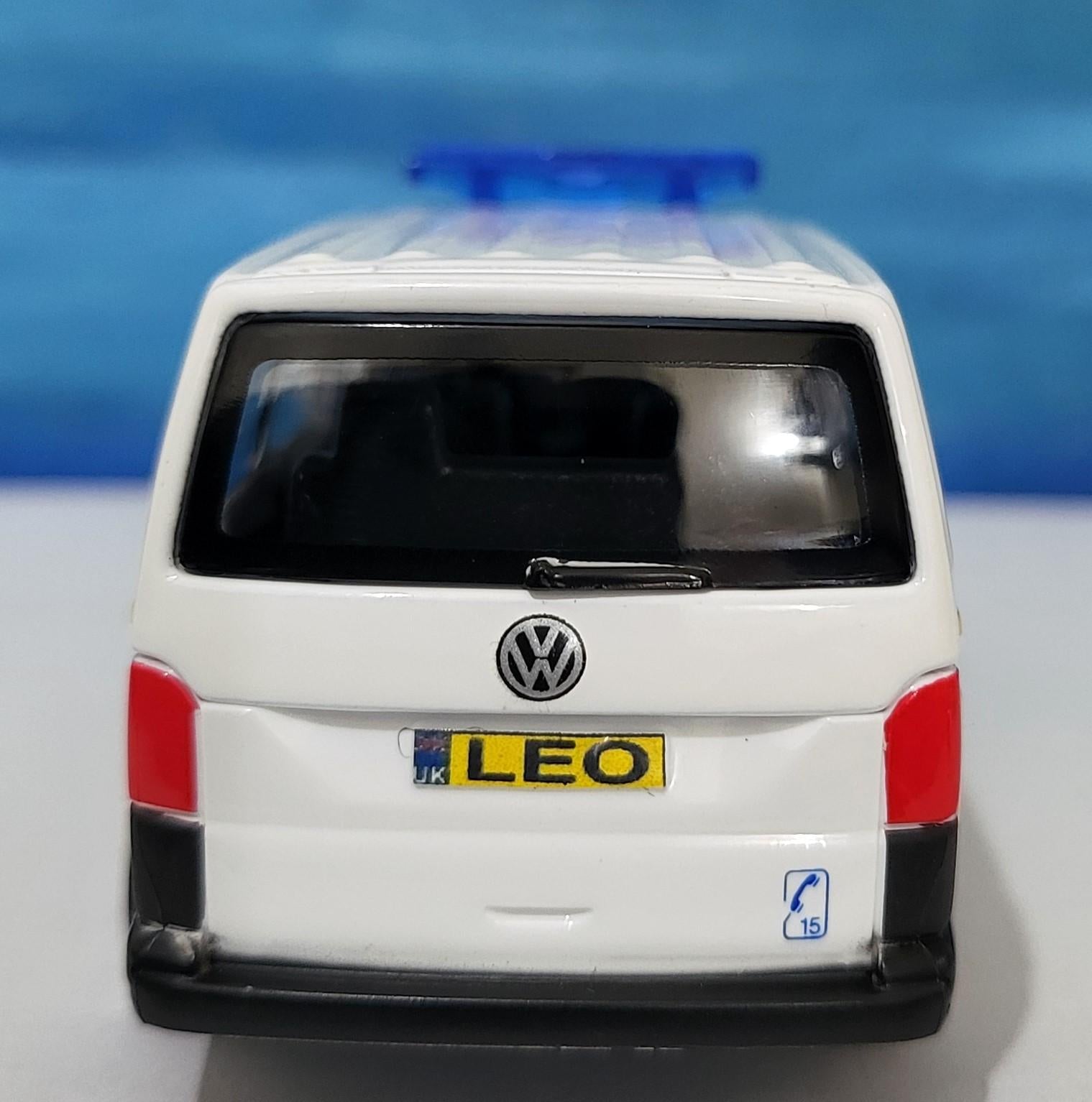 VW T6.1 Transporter Crew van Toy Car PERSONALISED PLATES 1:43 scale Model Samu De Paris uncle grandad brother Birthday Easter gift New Boxed