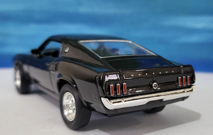 1969 Ford Mustang BOSS 429 Diecast Model Car 1:36 Scale – Gift for Car Enthusiasts, Boys, Girls, Uncle, Grandad, Collectors New Boxed