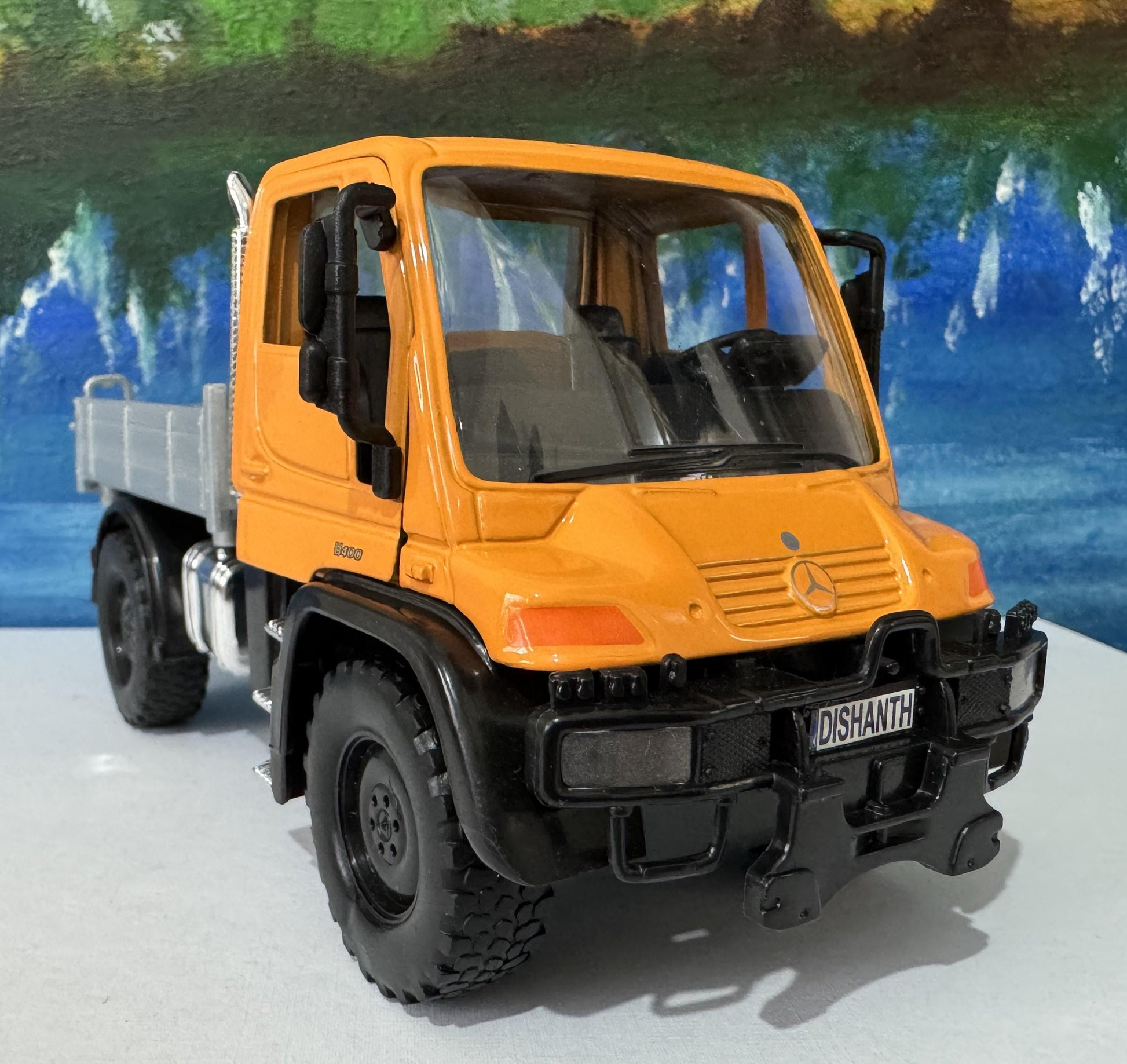 Mercedes-Benz Orange Unimog Truck 1:32 Scale – Premium Diecast Model Toy Gift for Boys, Girls, Dad, Uncle easter Christmas gift New Boxed