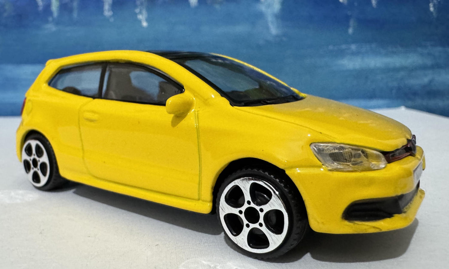 PERSONALISED PLATES name VW Polo Golf Gti Toy Car Model boy girl dad mom uncle grandad brother Birthday gift Boxed 1:43 scale ** 4 colour **