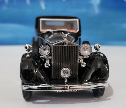 Personalized Rolls Royce Phantom 3 SdV Mulliner Black Oxford Diecast Model – Custom Name Gift for Dad, Mom, Husband, Wife, Sister, Grandad