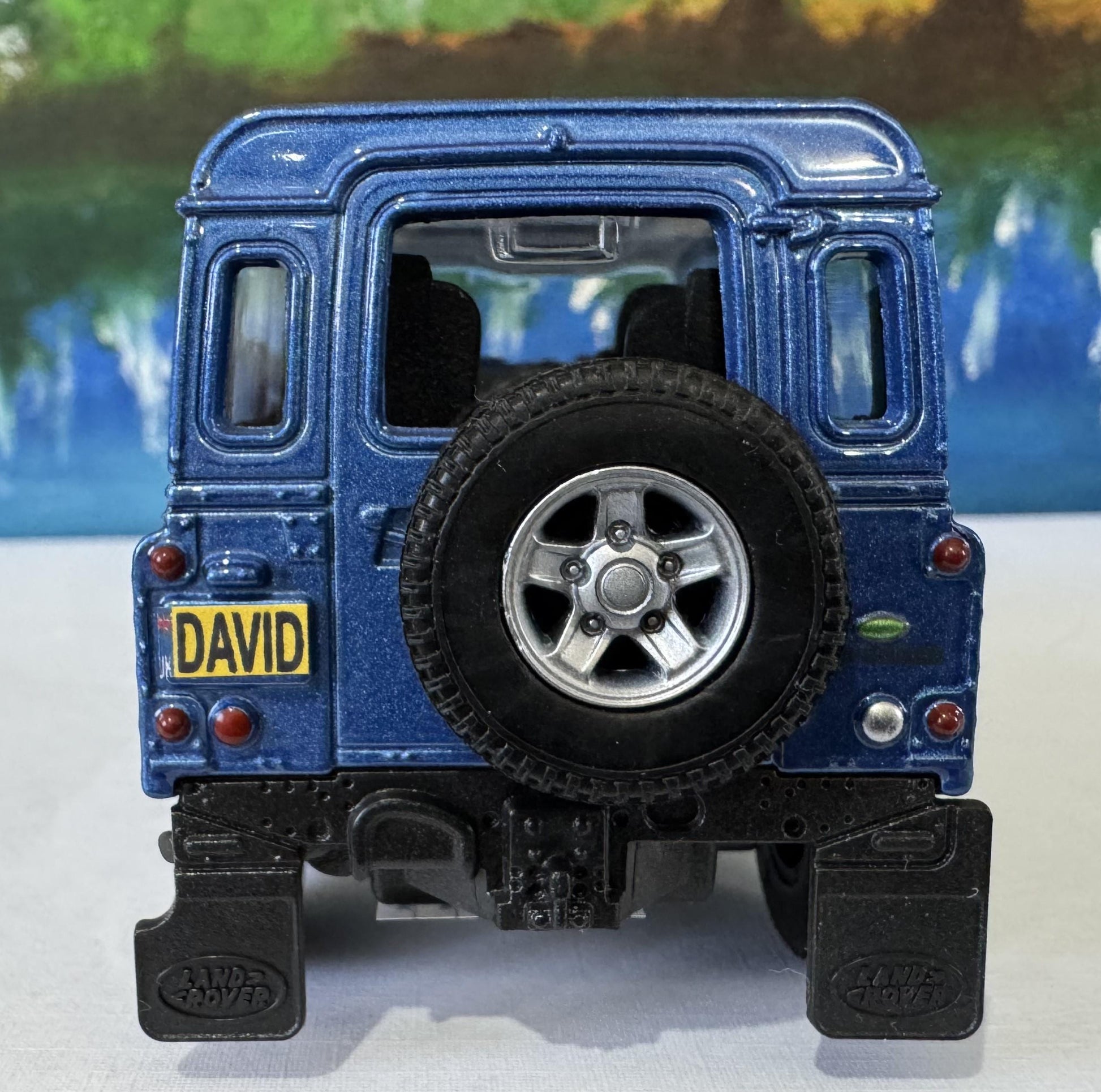 PERSONALISED PLATES Welly Landrover Defender SWB Toy Car Model boy girl dad mom uncle grandad brother birthday Christmas gift present Sleeve