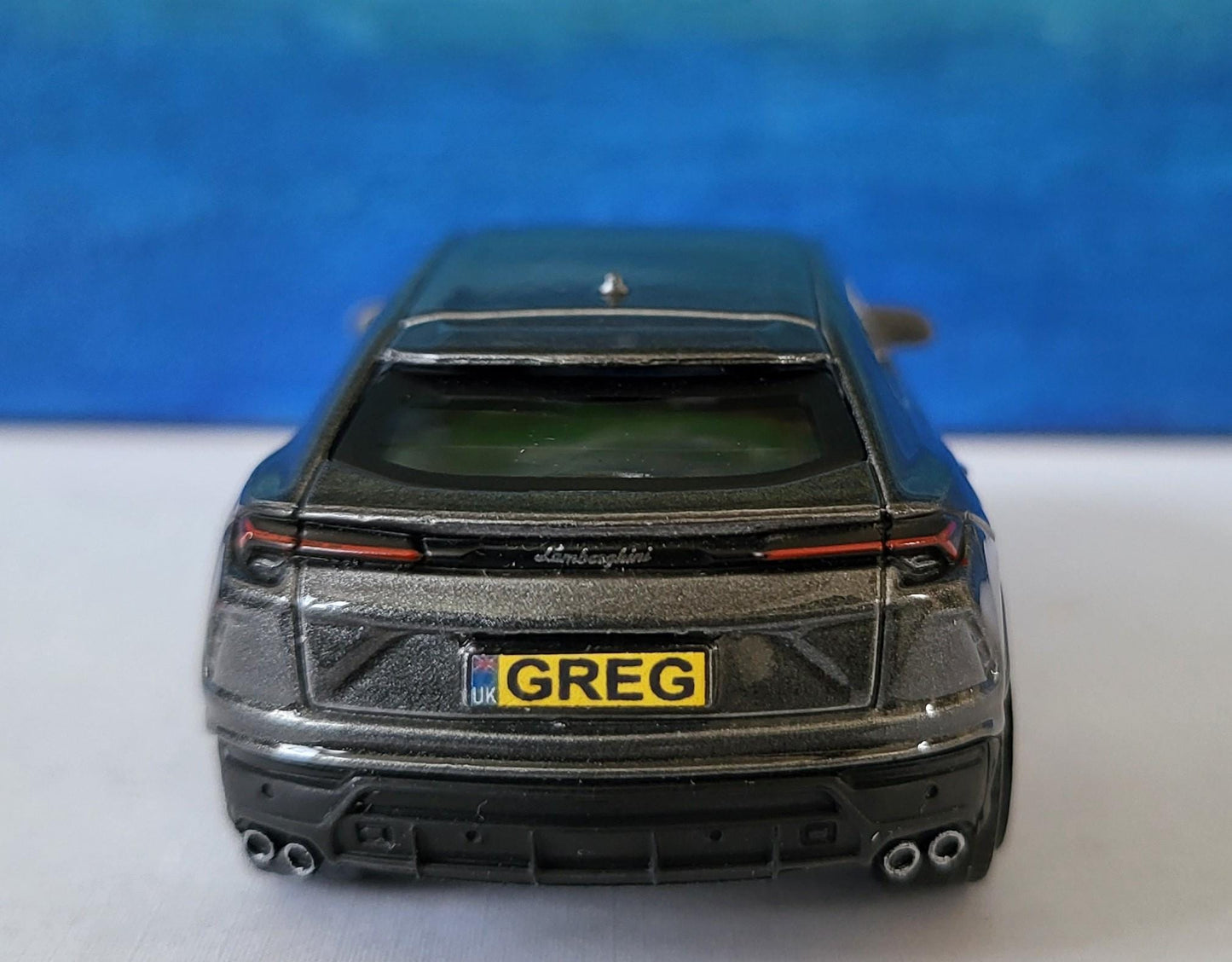 Personalized Name Plate Lamborghini Urus Toy Car Kids Gift for Boy, Girl, Mom, Dad – Birthday, Mother’s Day Gift – Boxed 2 colours 1:43