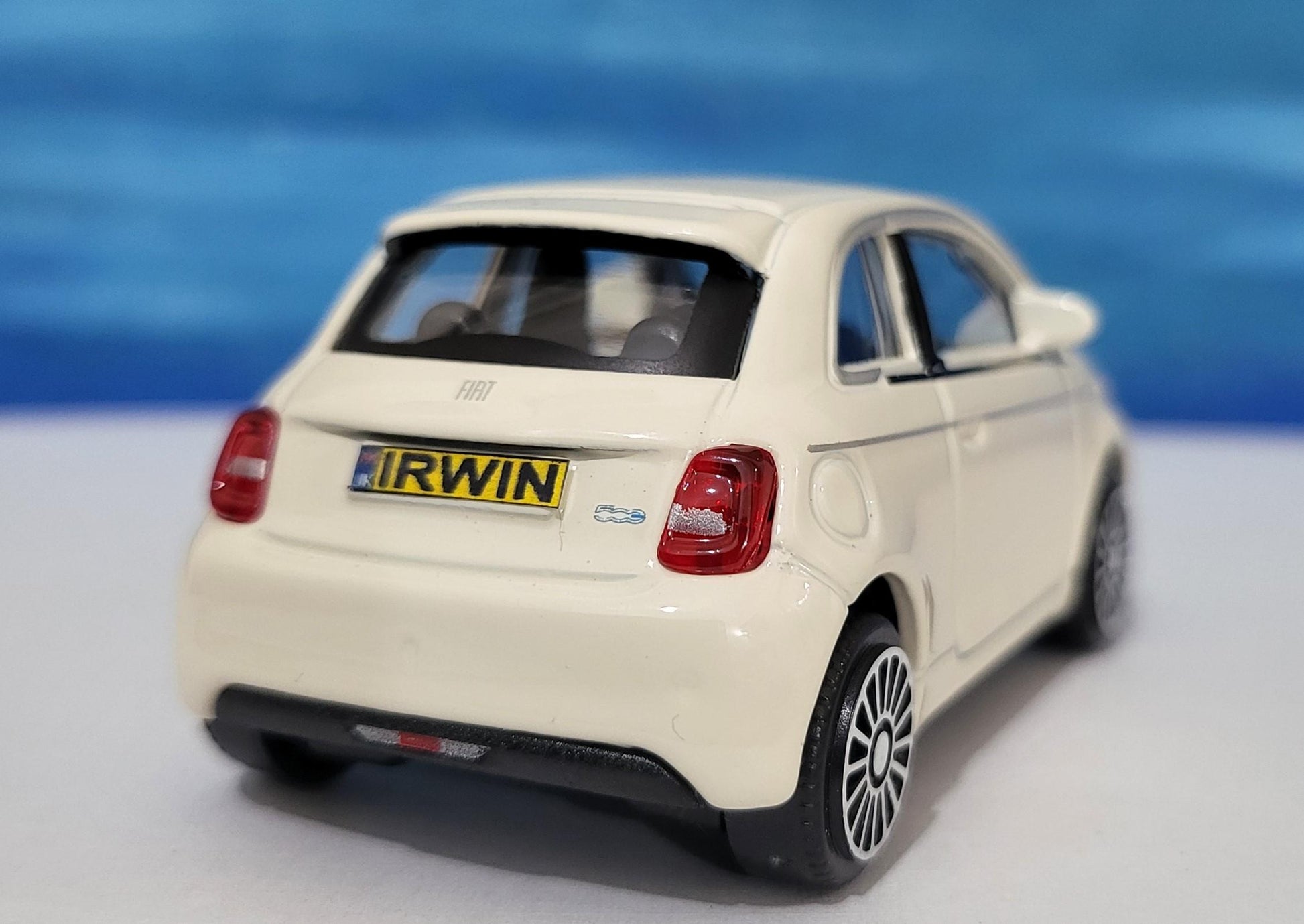 Personalised Plate FIAT 500e Toy Car - 1:43 Scale Model-Gift for Boy, Girl, Dad, Mom, Uncle, Ant, Grandad - Birthday, White - New Boxed
