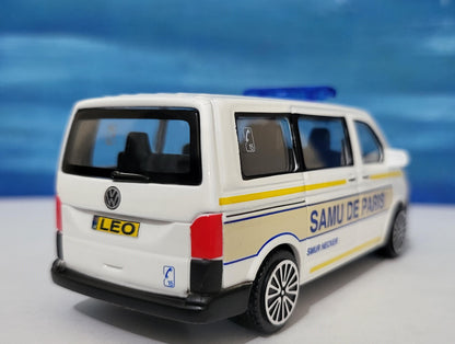 VW T6.1 Transporter Crew van Toy Car PERSONALISED PLATES 1:43 scale Model Samu De Paris uncle grandad brother Birthday Easter gift New Boxed