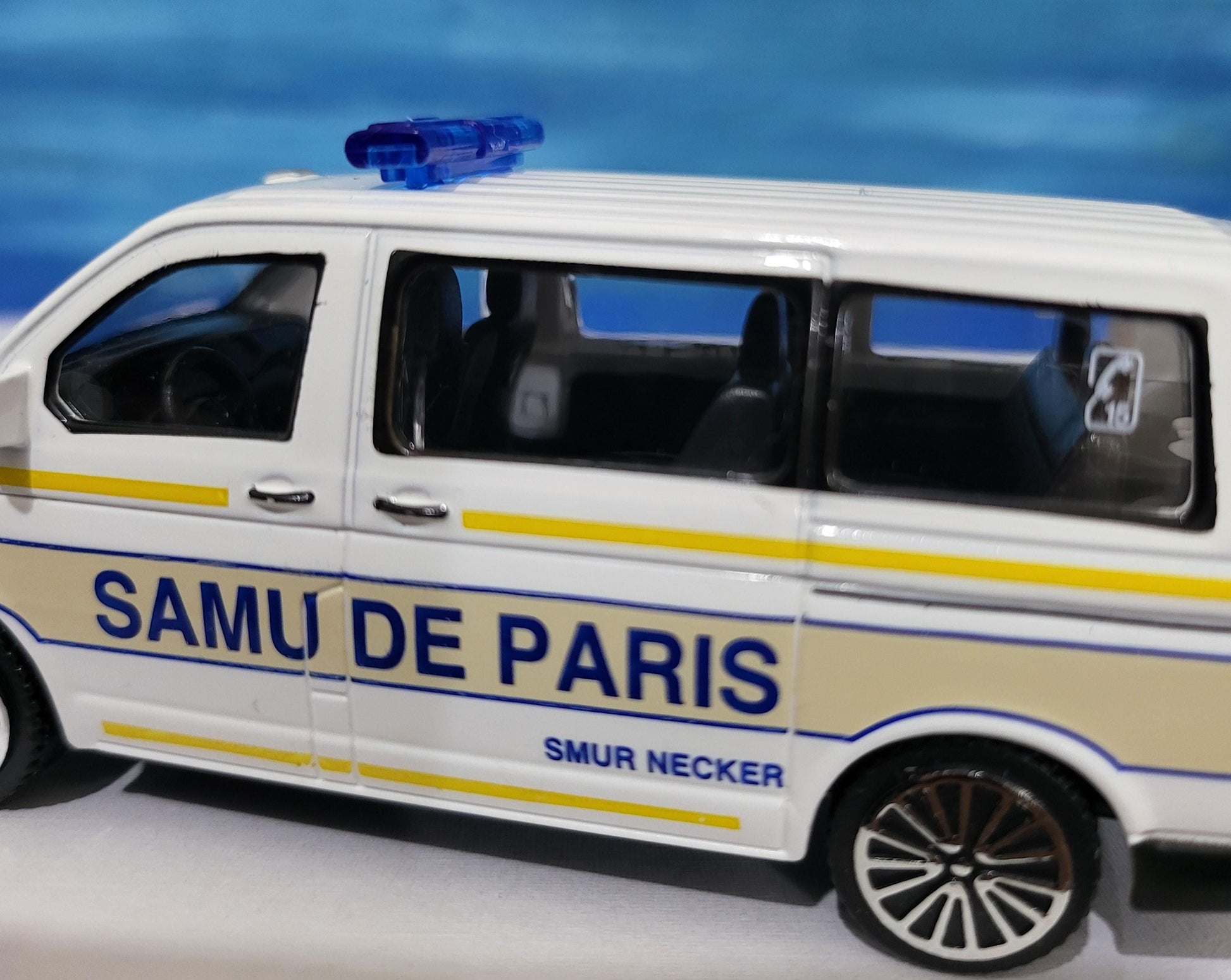 VW T6.1 Transporter Crew van Toy Car PERSONALISED PLATES 1:43 scale Model Samu De Paris uncle grandad brother Birthday Easter gift New Boxed