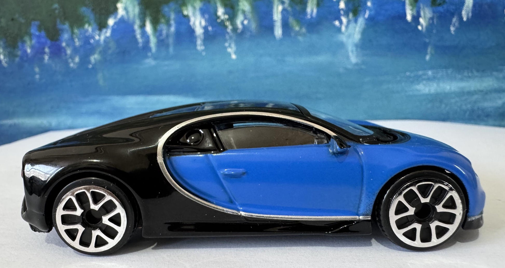 Bugatti Chiron Blue 1:43 Scale Toy Car Model – Custom Plates – Gift for Boy, Girl, Dad, Mom, Uncle, Grandad – Birthday or Christmas Present