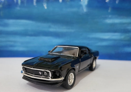 1969 Ford Mustang BOSS 429 Diecast Model Car 1:36 Scale – Gift for Car Enthusiasts, Boys, Girls, Uncle, Grandad, Collectors New Boxed
