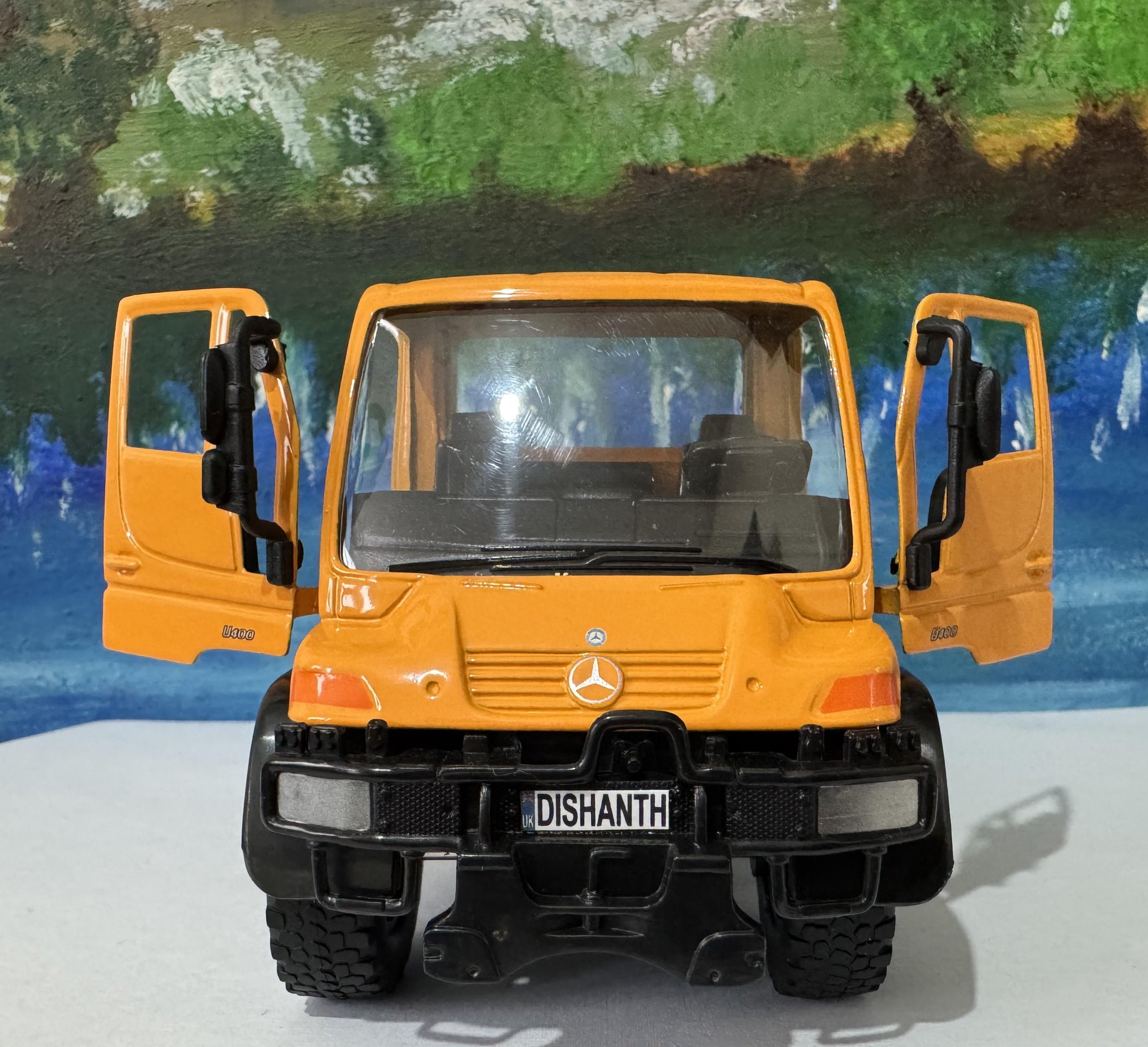 Mercedes-Benz Orange Unimog Truck 1:32 Scale – Premium Diecast Model Toy Gift for Boys, Girls, Dad, Uncle easter Christmas gift New Boxed