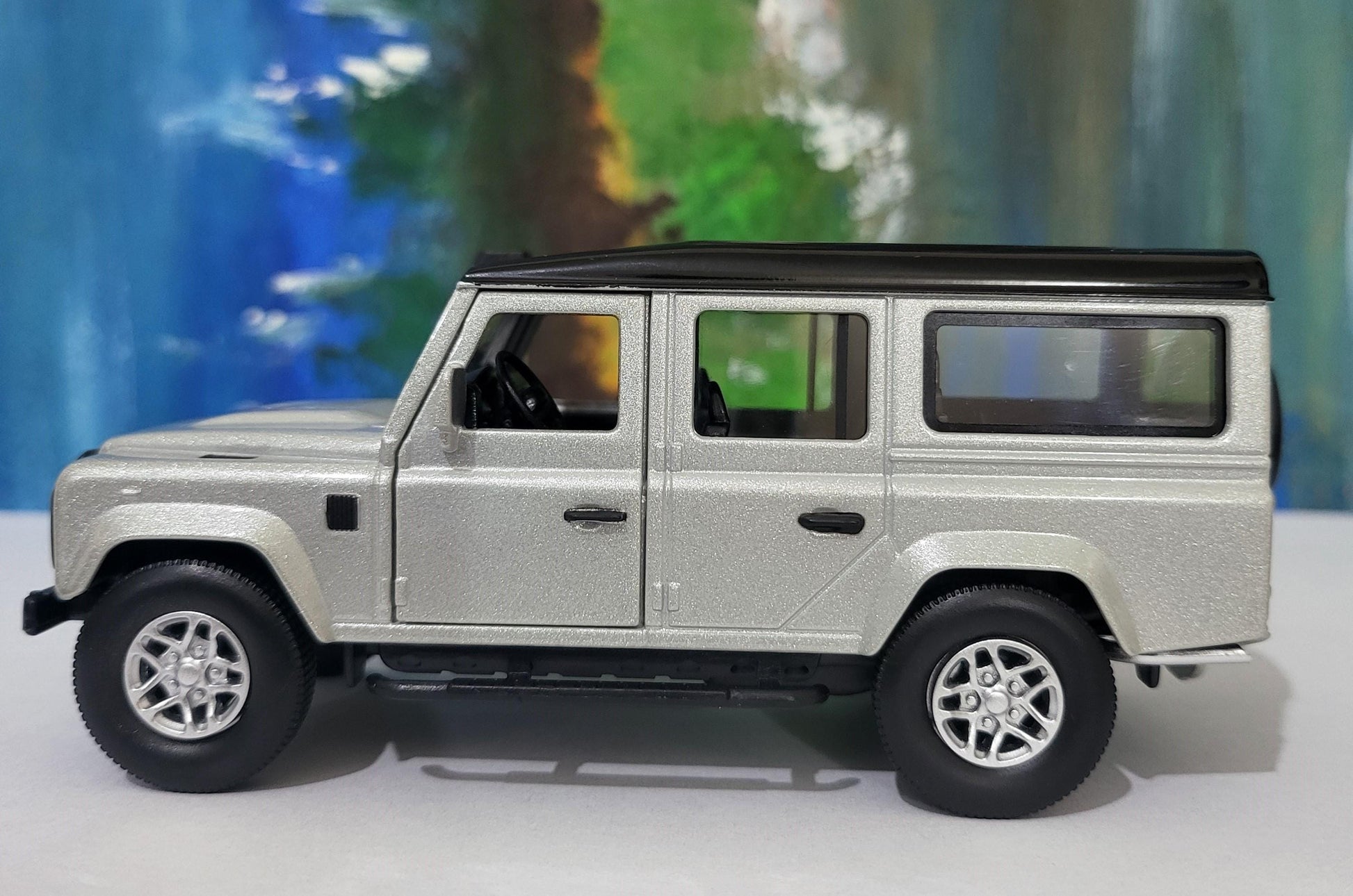 PERSONALISED PLATES Landrover Defender Toy Car Model boy girl dad mom uncle grandad brother birthday cake topper gift present NEW Boxed