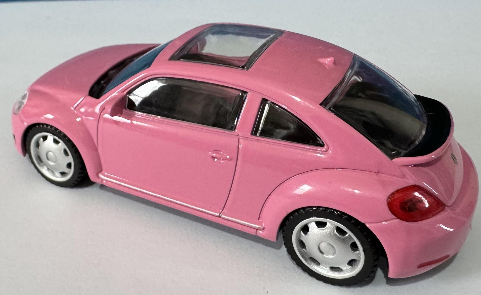 Personalised VW Volkswagen Beetle Toy Car, 1:43 Scale Model–Gift for Boy, Girl, Dad, Mom, Grandad, Birthday - Easter gift, 4 Colours, Boxed