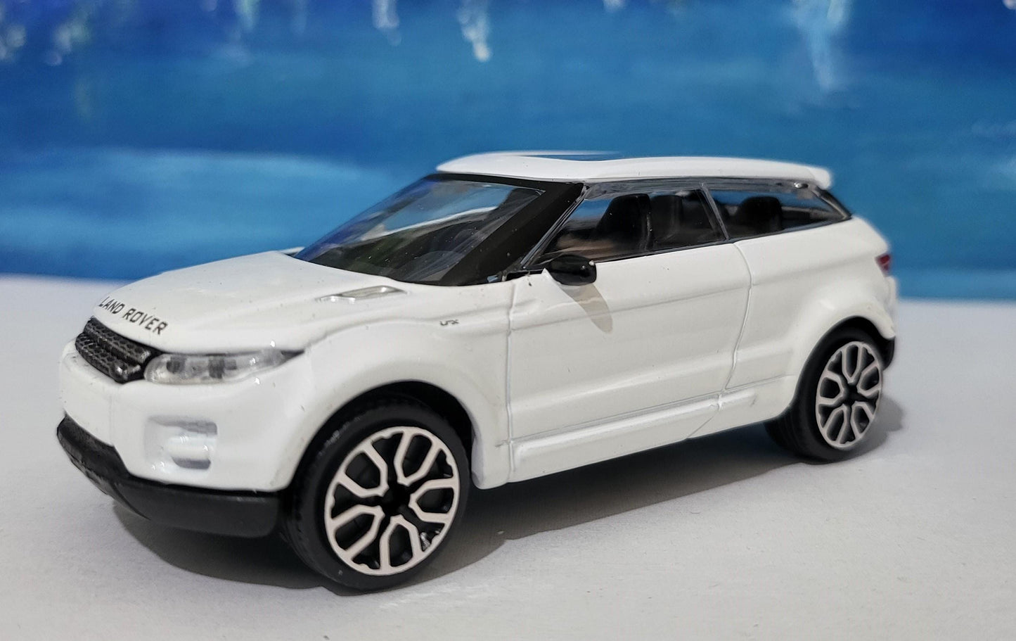 Landrover LRX Evoque toy car PERSONALISED PLATES Model boy dad uncle grandad brother Birthday Christmas gift present New Boxed 1:43 scale