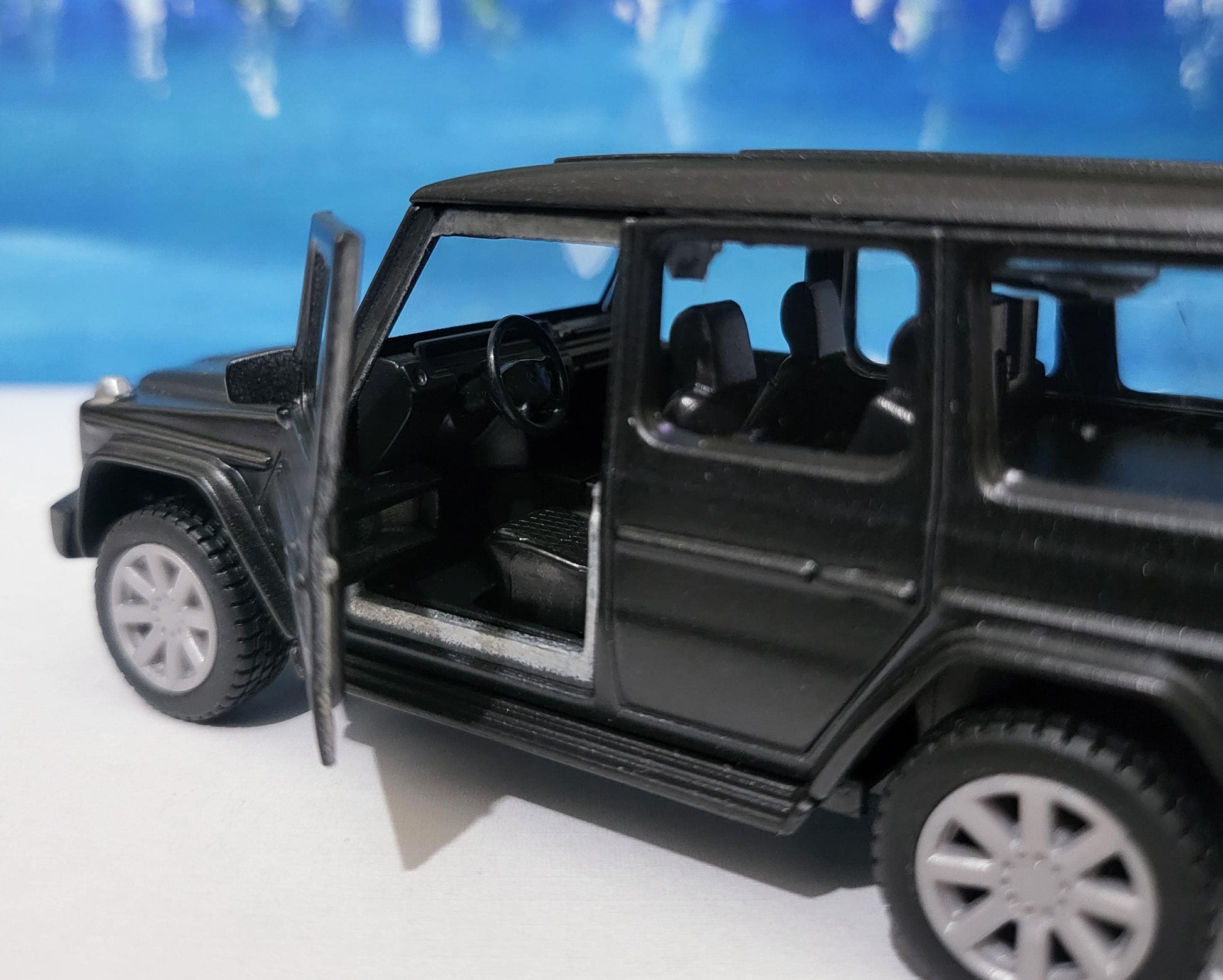 Personalized name plate Mercedes G-Class Diecast Model 11.5 cm | Officially Licensed SUV | Luxury Car Gift for Dad, Kids, Collectors | Boxed