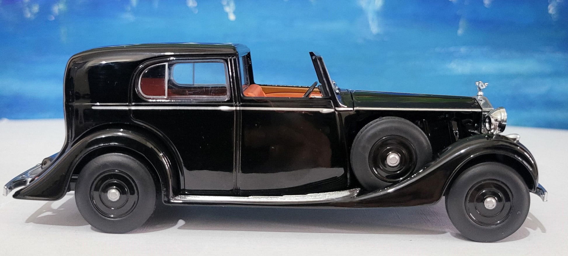 Personalized Rolls Royce Phantom 3 SdV Mulliner Black Oxford Diecast Model – Custom Name Gift for Dad, Mom, Husband, Wife, Sister, Grandad