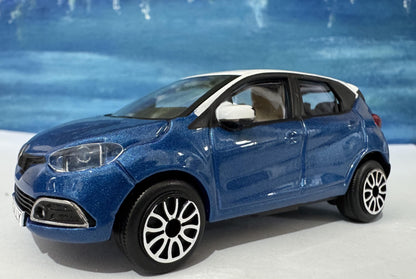 Renault CAPTUR Toy Car PERSONALISED PLATES Model boy girl dad mom uncle grandad brother Birthday Christmas gift present Boxed 1:43 scale