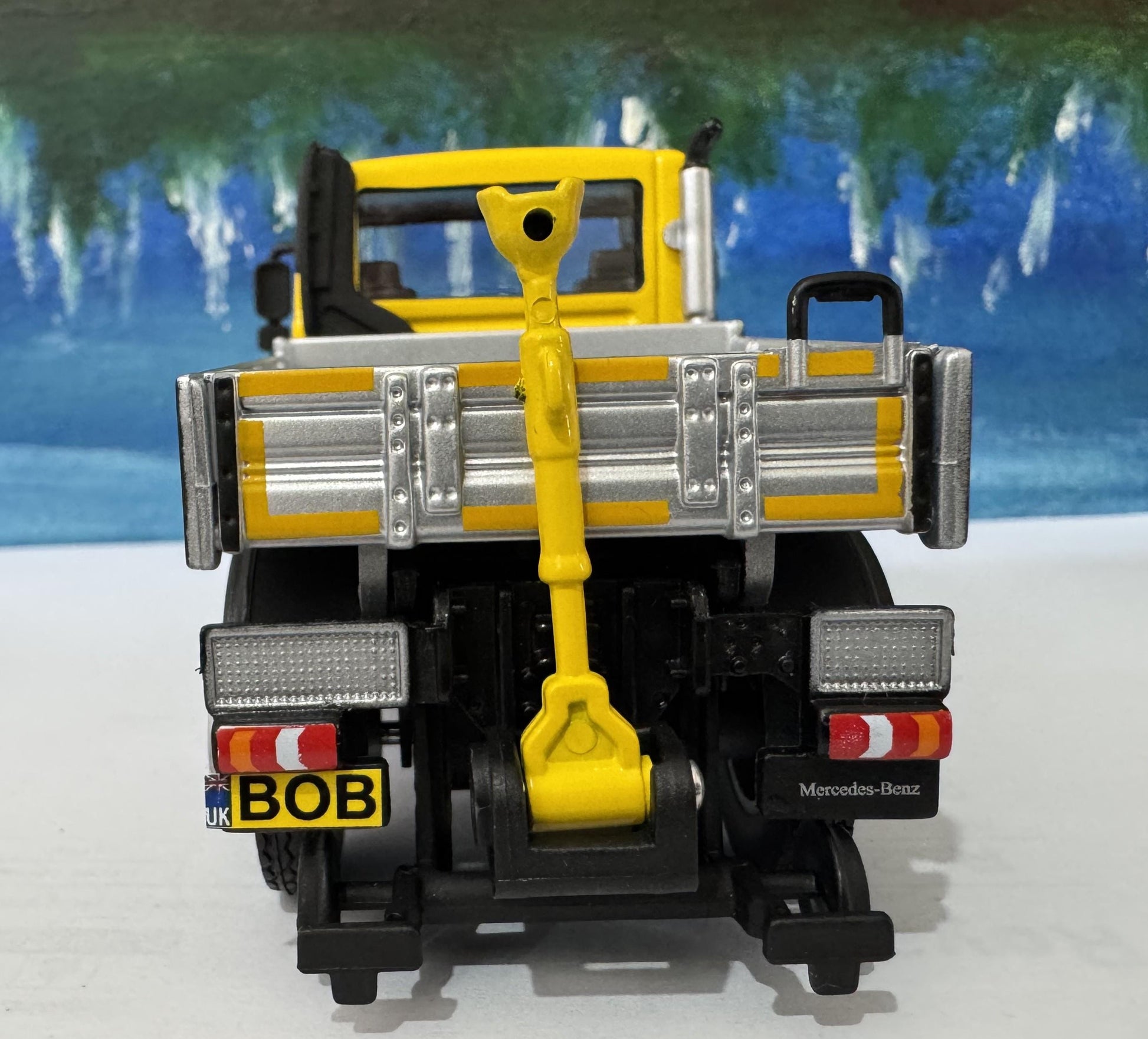Mercedes-Benz Personalized Name Plate 1:43 MB Unimog U400 U423 RoRail | O Gauge Road-Rail Model | Gift for Boys, Men, Uncle Boxed
