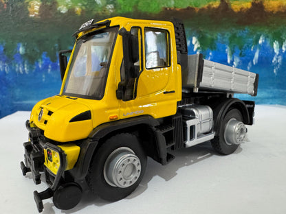 Mercedes-Benz Personalized Name Plate 1:43 MB Unimog U400 U423 RoRail | O Gauge Road-Rail Model | Gift for Boys, Men, Uncle Boxed