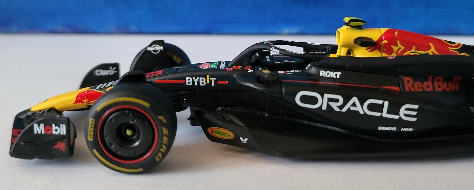 Racing 1:43 Red Bull Racing RB20 2024 F1 Model Car – Sergio Perez #11 – Diecast Metal Collectible – New in Box