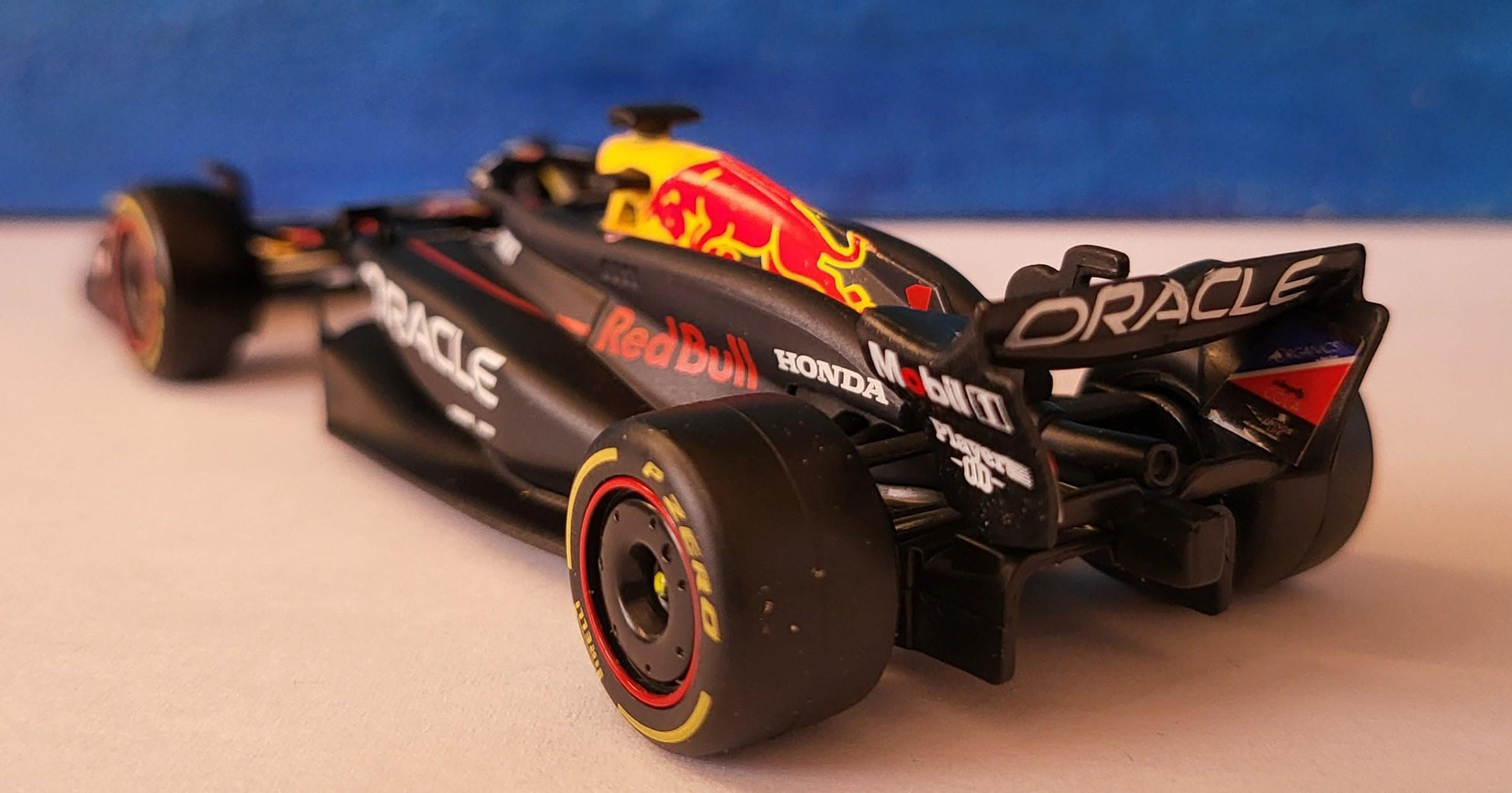 Racing 1:43 Red Bull Racing RB20 2024 F1 Model Car – Max Verstappen #1 – Diecast Metal Collectible – New in Box