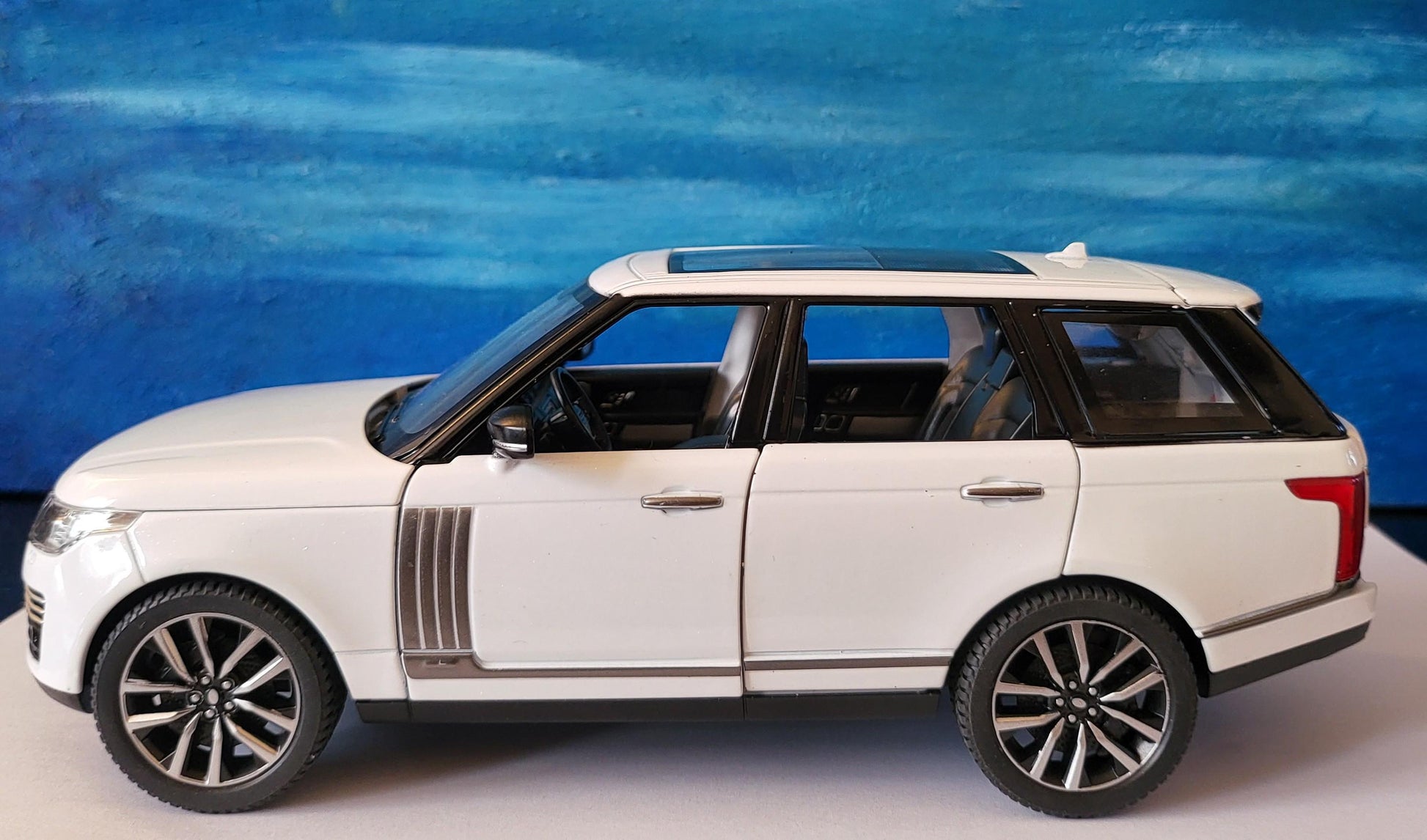 Personalised Name Plate for Range Rover 50th Anniversary - 1:24 Scale Model Car-Black Luxury SUV Gift for Men, Dad, Boyfriend Car Lover Gift