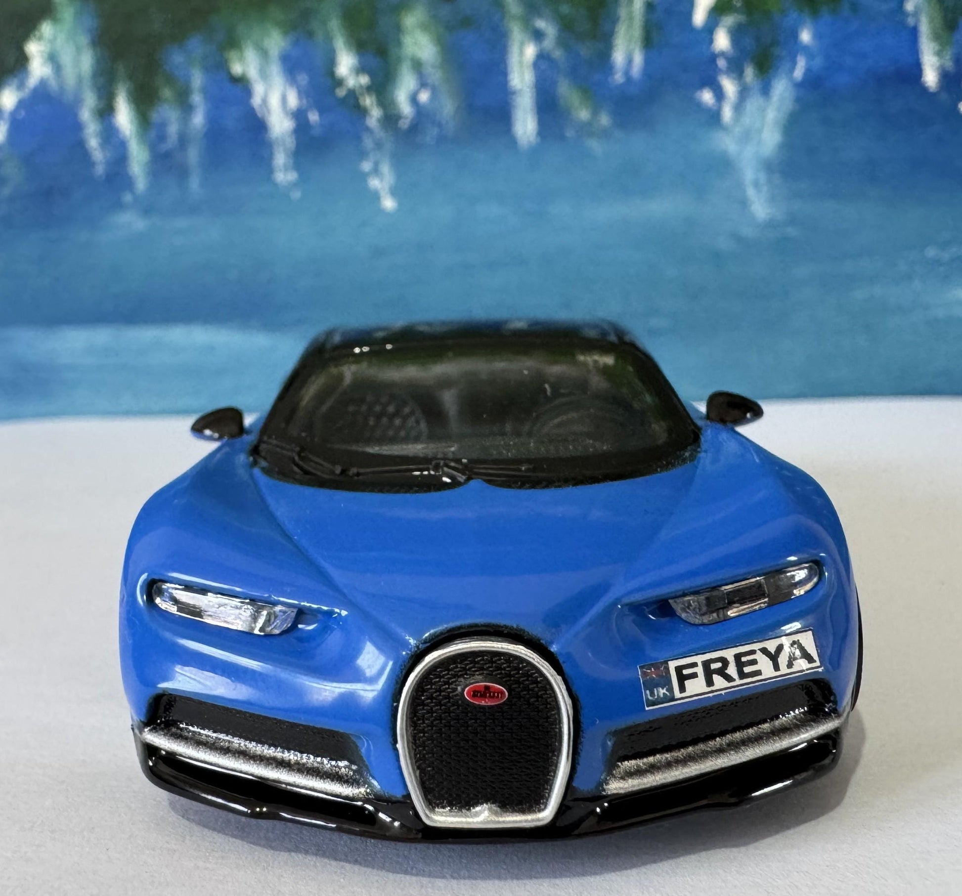 Bugatti Chiron Blue 1:43 Scale Toy Car Model – Custom Plates – Gift for Boy, Girl, Dad, Mom, Uncle, Grandad – Birthday or Christmas Present