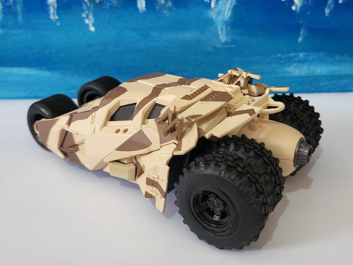 Metal Jada Tumbler Batmobile – The Dark Knight | Diecast CAMO Model Car | Batman Gift for Him Boy | Collectible Toy | DC Comics Fan Boxed