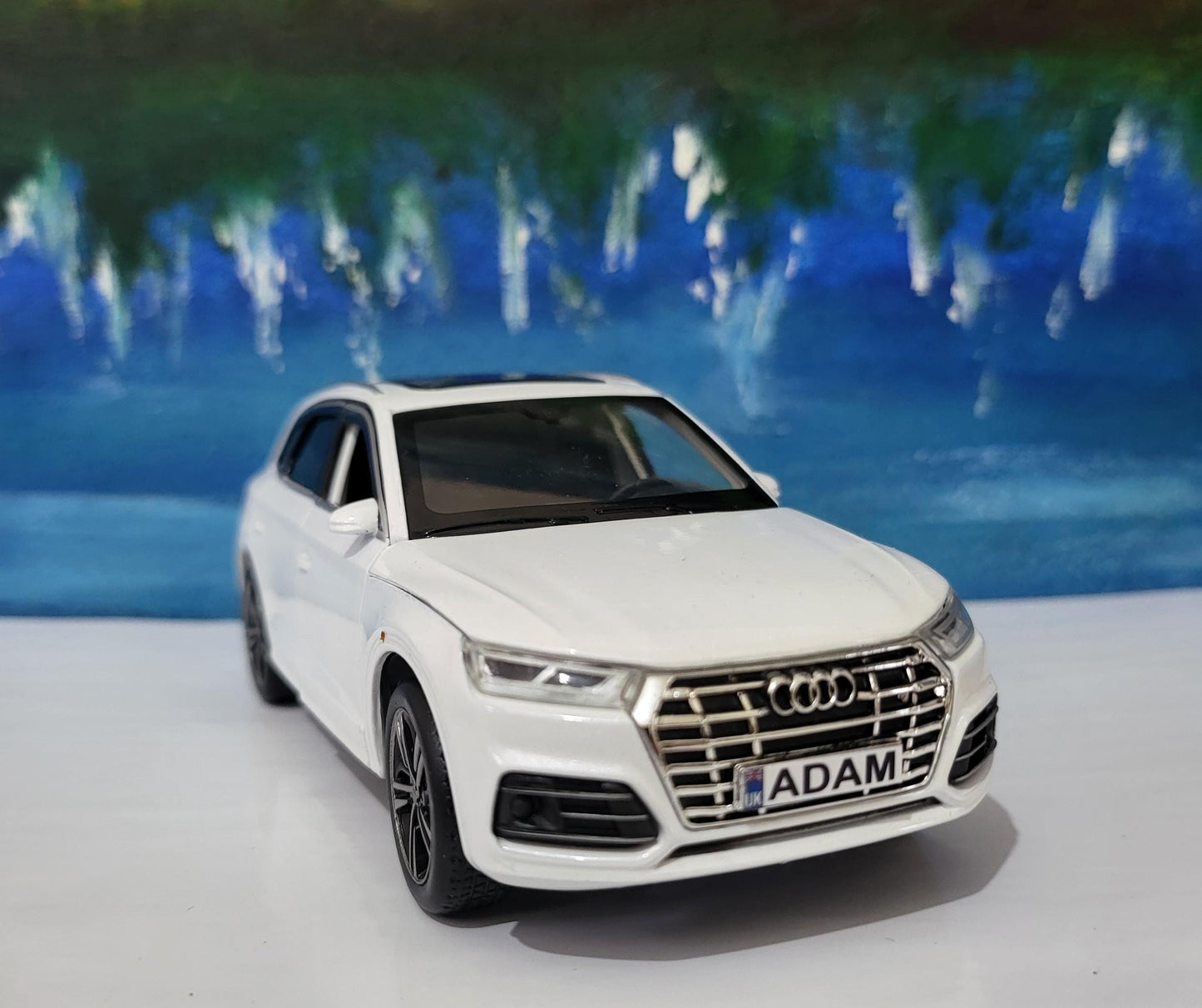 Personalized Audi Q5 Toy Car | 1:32 Scale Model | Light & Sound | Opening Doors Bonnet Boot | Dad Boy Birthday Gift | Boxed High Quality