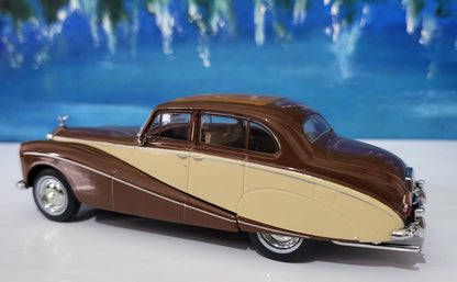 Rolls-Royce Hooper Express Brown Model Car – Custom personalized Name Plate – Diecast Gift for Him or Her – Birthday or Christmas – Boxed