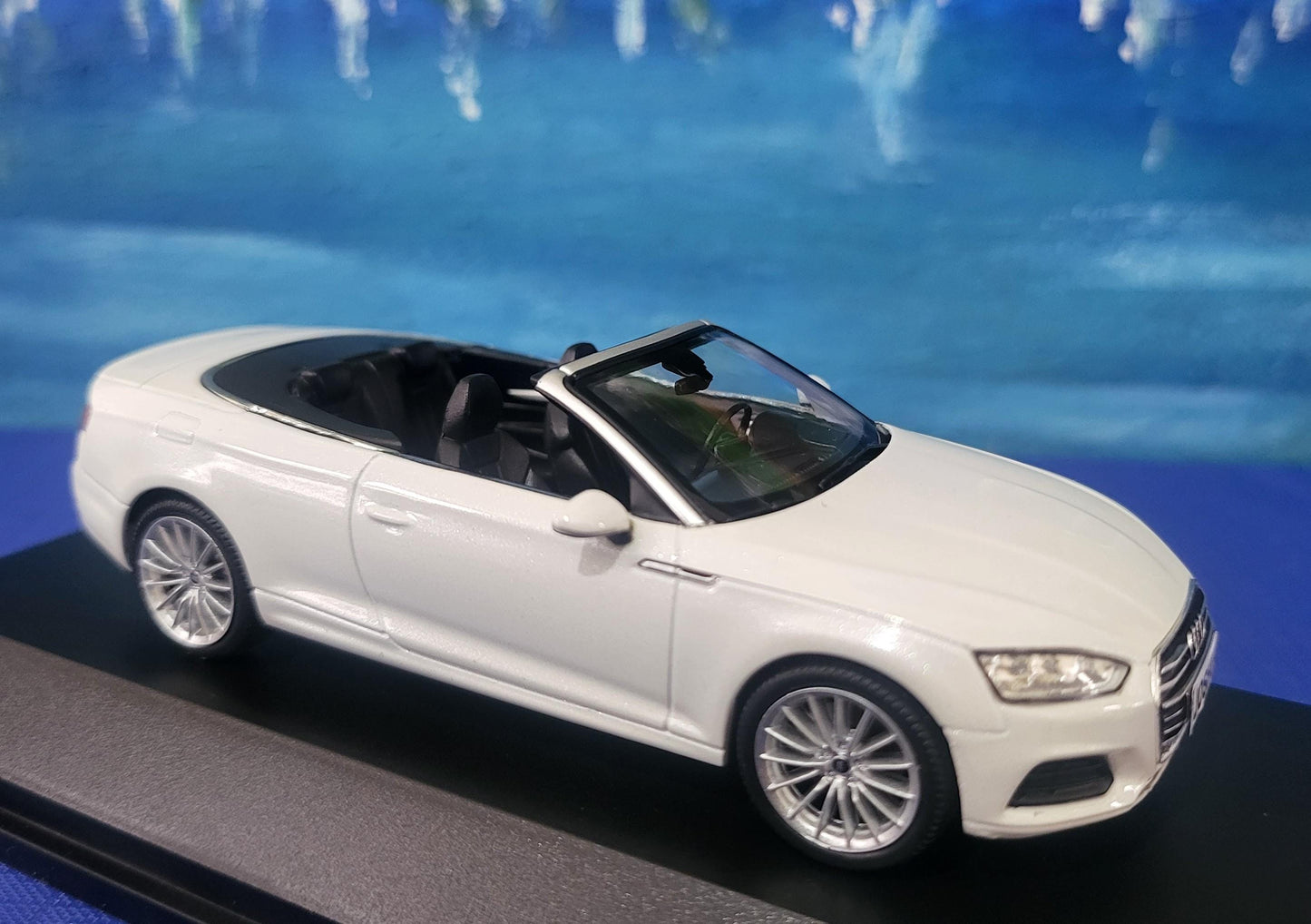 Personalized Name Plate 1:43 Audi A5 Cabriolet Tofana White Diecast Car – Spark Dealer Edition in Display Case, Highly Detailed