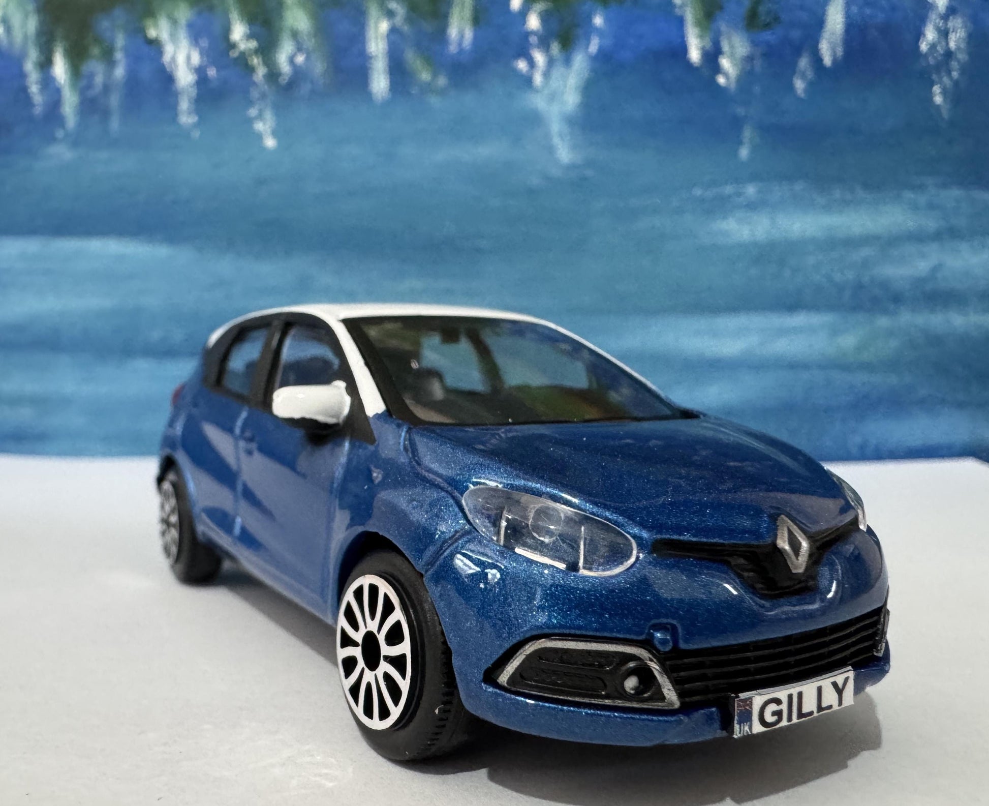 Renault CAPTUR Toy Car PERSONALISED PLATES Model boy girl dad mom uncle grandad brother Birthday Christmas gift present Boxed 1:43 scale