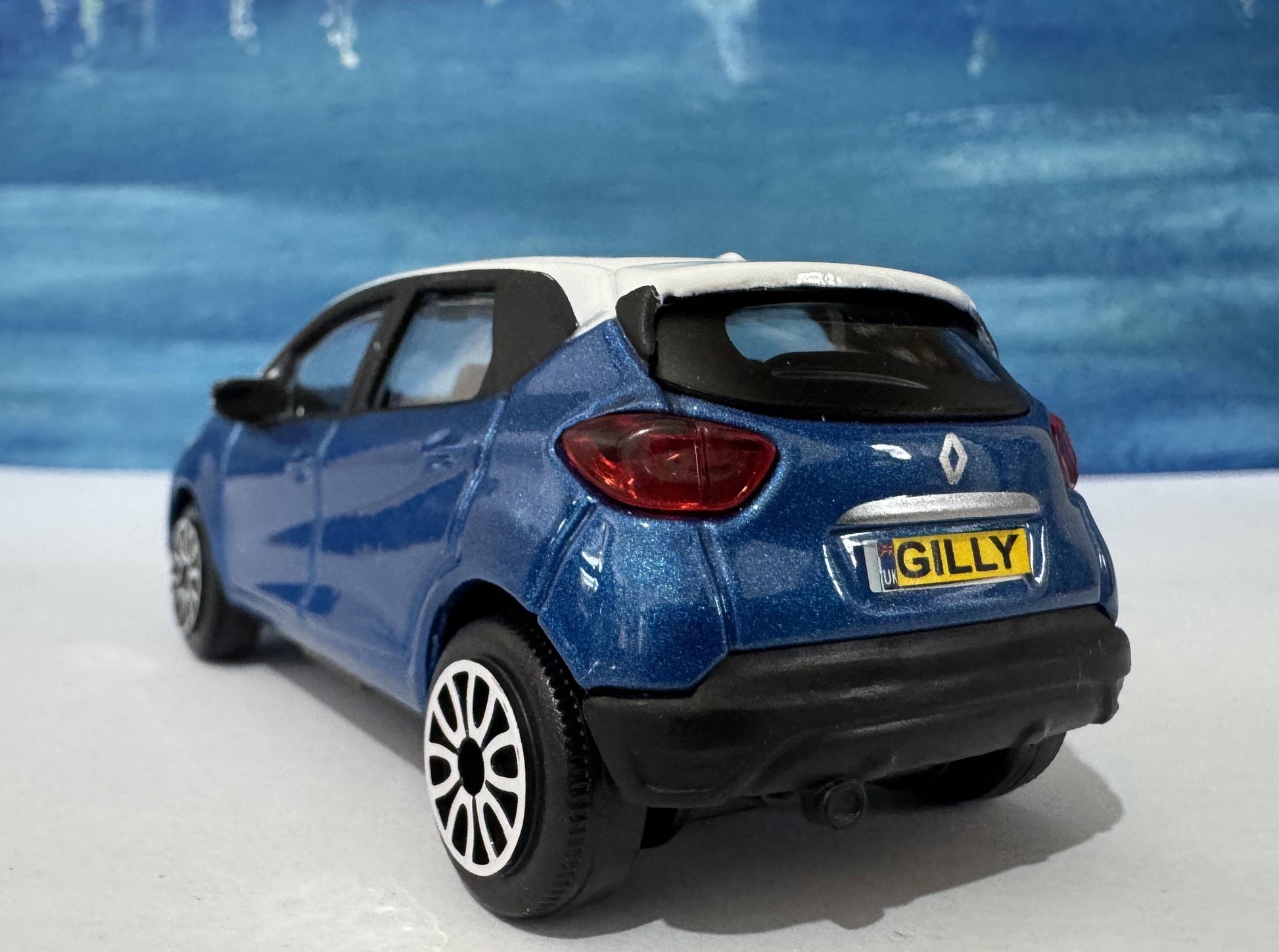Renault CAPTUR Toy Car PERSONALISED PLATES Model boy girl dad mom uncle grandad brother Birthday Christmas gift present Boxed 1:43 scale