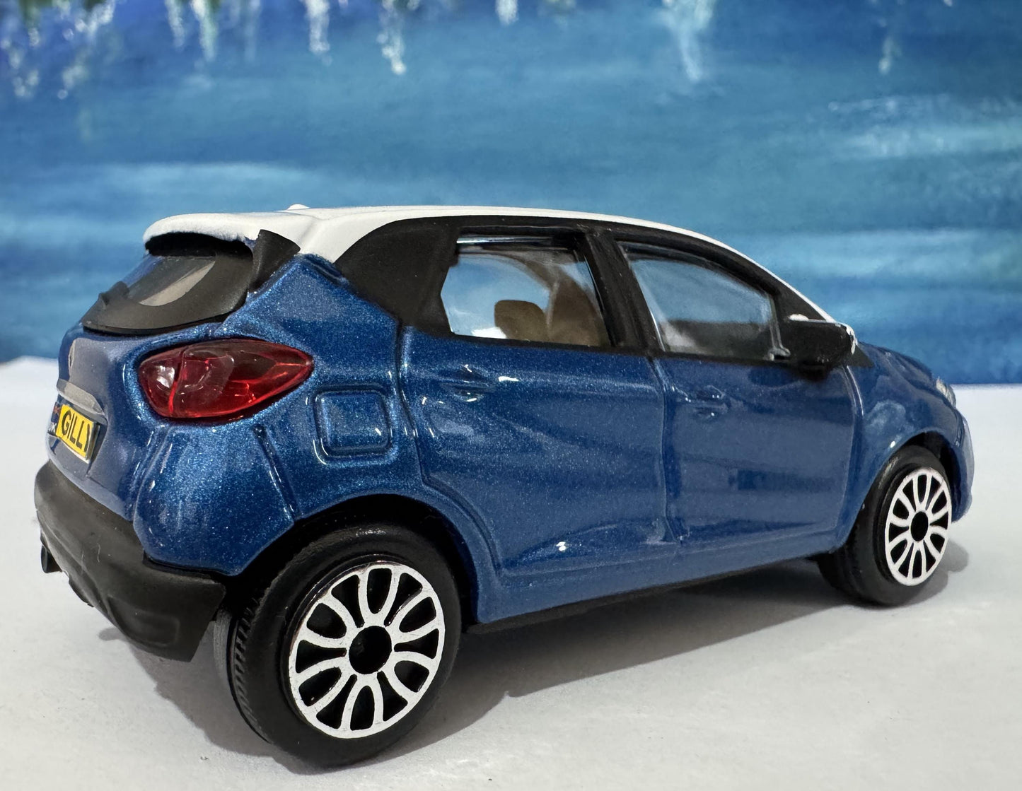 Renault CAPTUR Toy Car PERSONALISED PLATES Model boy girl dad mom uncle grandad brother Birthday Christmas gift present Boxed 1:43 scale