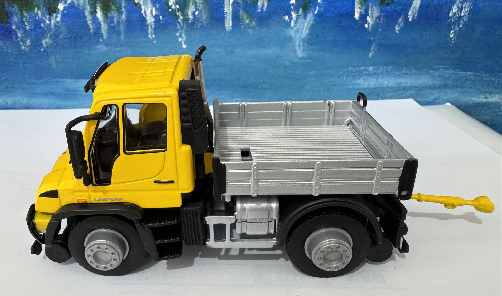Mercedes-Benz Personalized Name Plate 1:43 MB Unimog U400 U423 RoRail | O Gauge Road-Rail Model | Gift for Boys, Men, Uncle Boxed