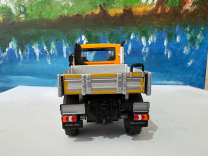 Mercedes-Benz Personalized Name Plate 1:43 MB Unimog U400 U423 RoRail | O Gauge Road-Rail Model | Gift for Boys, Men, Uncle Boxed