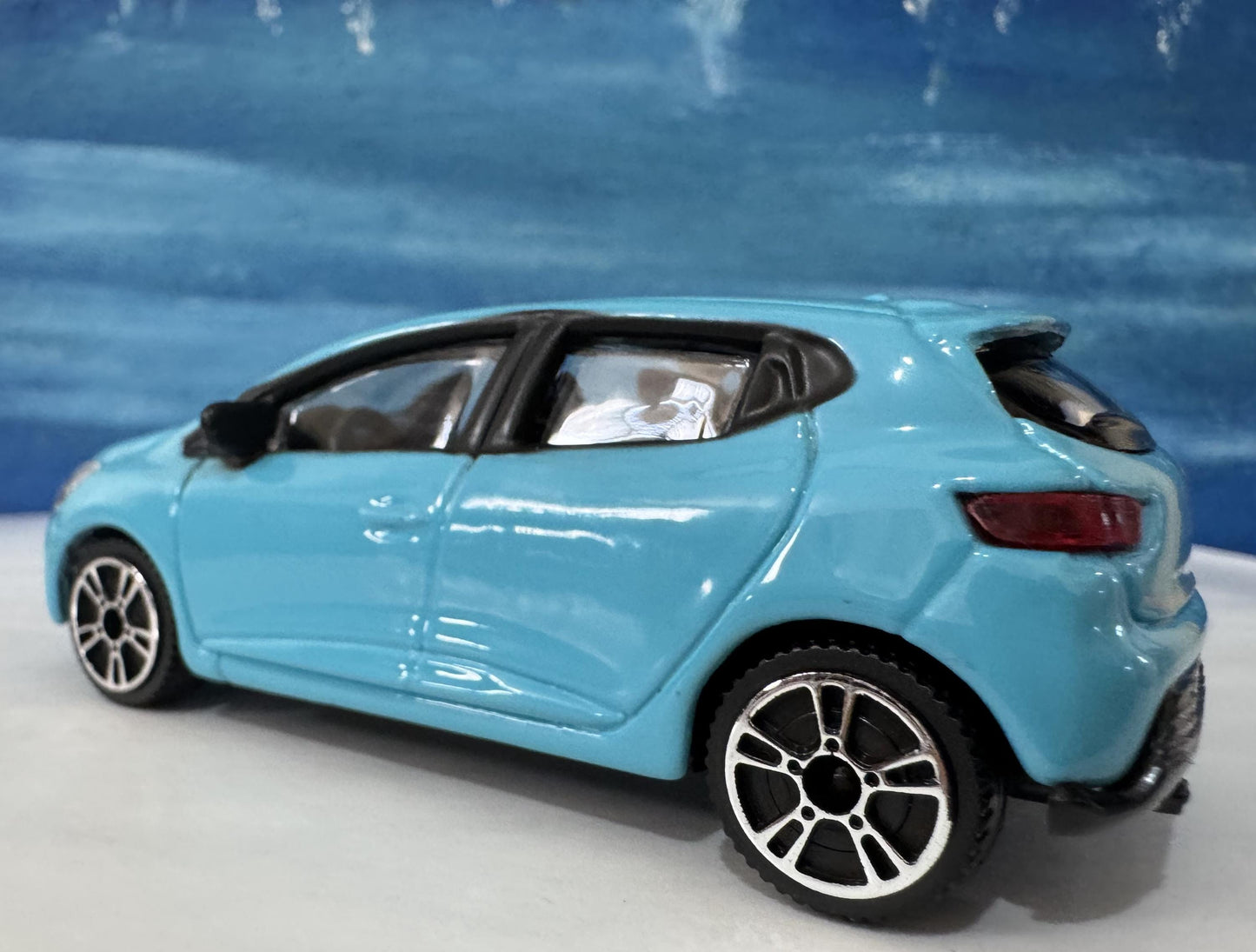 Renault Clio Toy Car 1:43 Scale, Personalized Plates – Gift for Boy Girl Dad Mom Uncle Grandad Brother – Birthday or Christmas Present Boxed