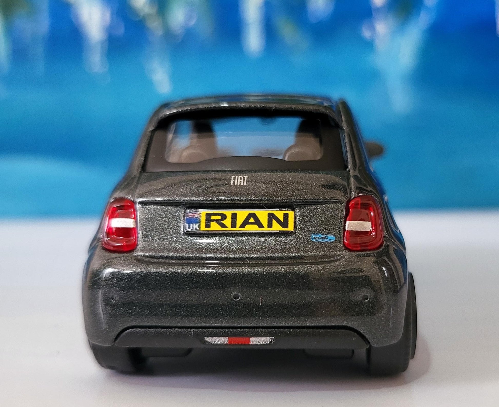 Personalised Plate FIAT 500e Toy Car - 1:43 Scale Model-Gift for Boy, Girl, Dad, Mom, Uncle, Grandad - Birthday, Metallic Grey - New Boxed