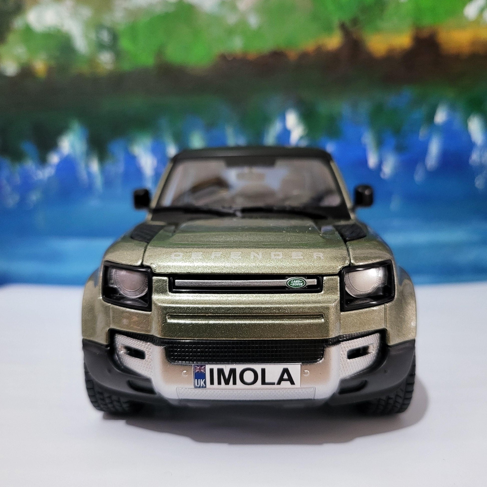 PERSONALISED PLATES licensed Land rover Defender 110 1:24 Scale Car Model boy girl dad mom uncle grandad brother birthday Easter gift Boxed
