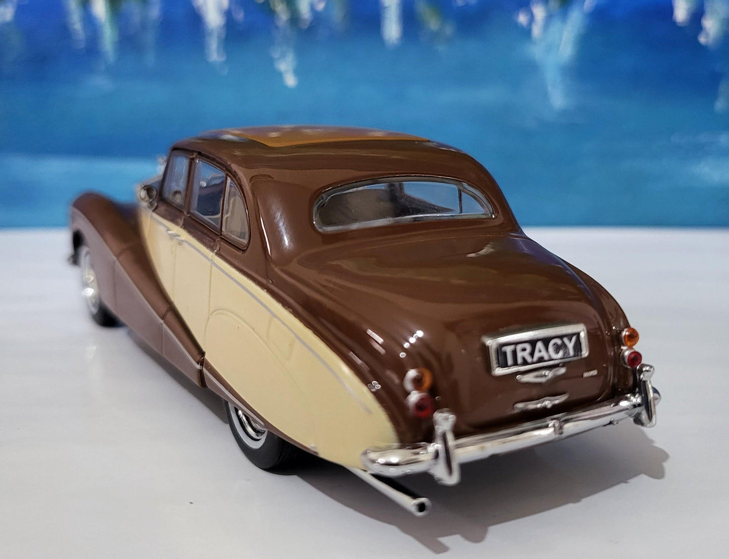 Rolls-Royce Hooper Express Brown Model Car – Custom personalized Name Plate – Diecast Gift for Him or Her – Birthday or Christmas – Boxed