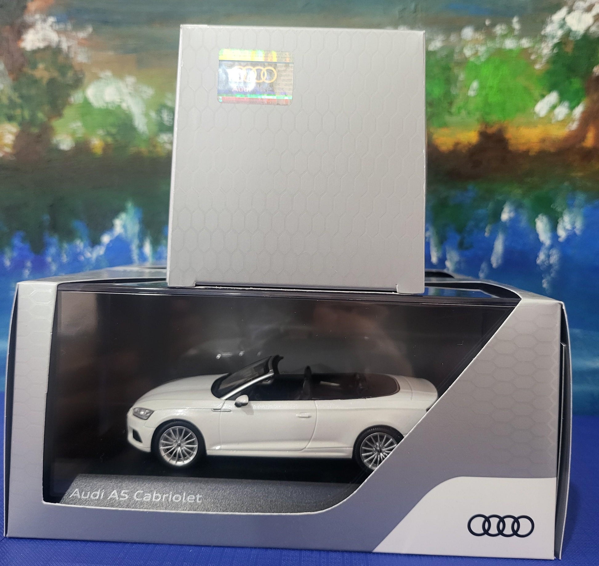 Personalized Name Plate 1:43 Audi A5 Cabriolet Tofana White Diecast Car – Spark Dealer Edition in Display Case, Highly Detailed