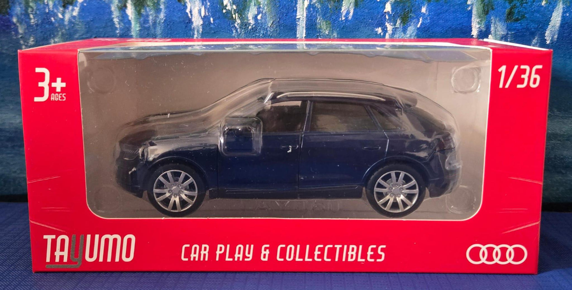 Personalized Audi Q8 Diecast Model Car: Custom Name Plate, Collectible Gift