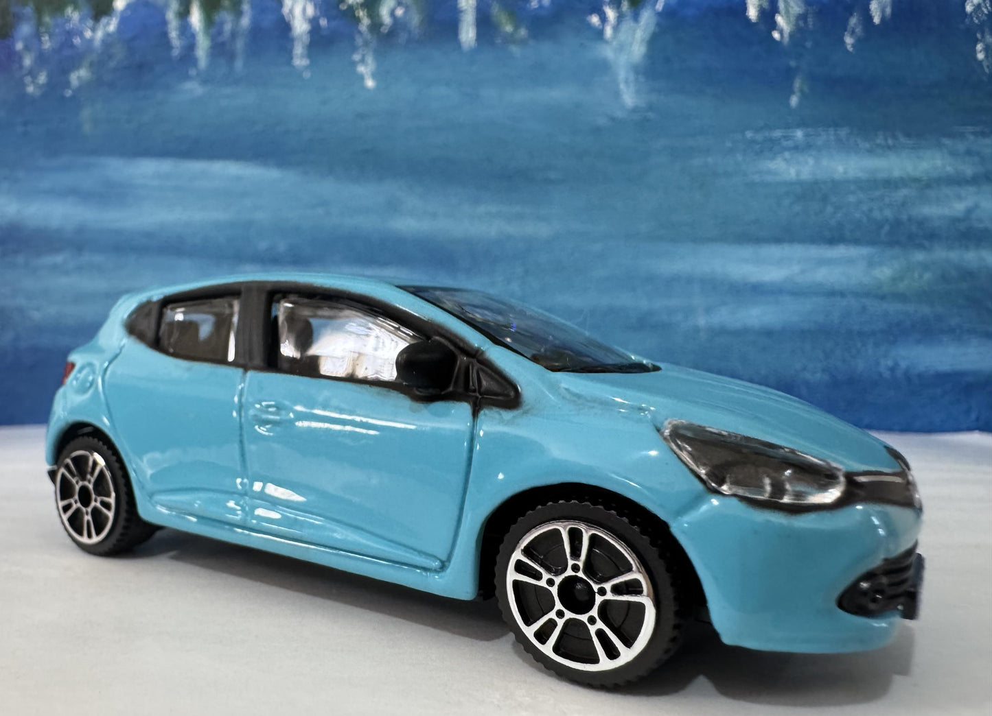 Renault Clio Toy Car 1:43 Scale, Personalized Plates – Gift for Boy Girl Dad Mom Uncle Grandad Brother – Birthday or Christmas Present Boxed