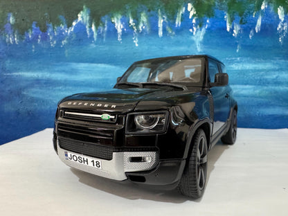 Land Rover Defender 110 1:24 Scale by Welly, Personalized Plates, 2-Door Licensed Model, Gift for Boy Girl Dad Mom Grandad Birthday Boxed